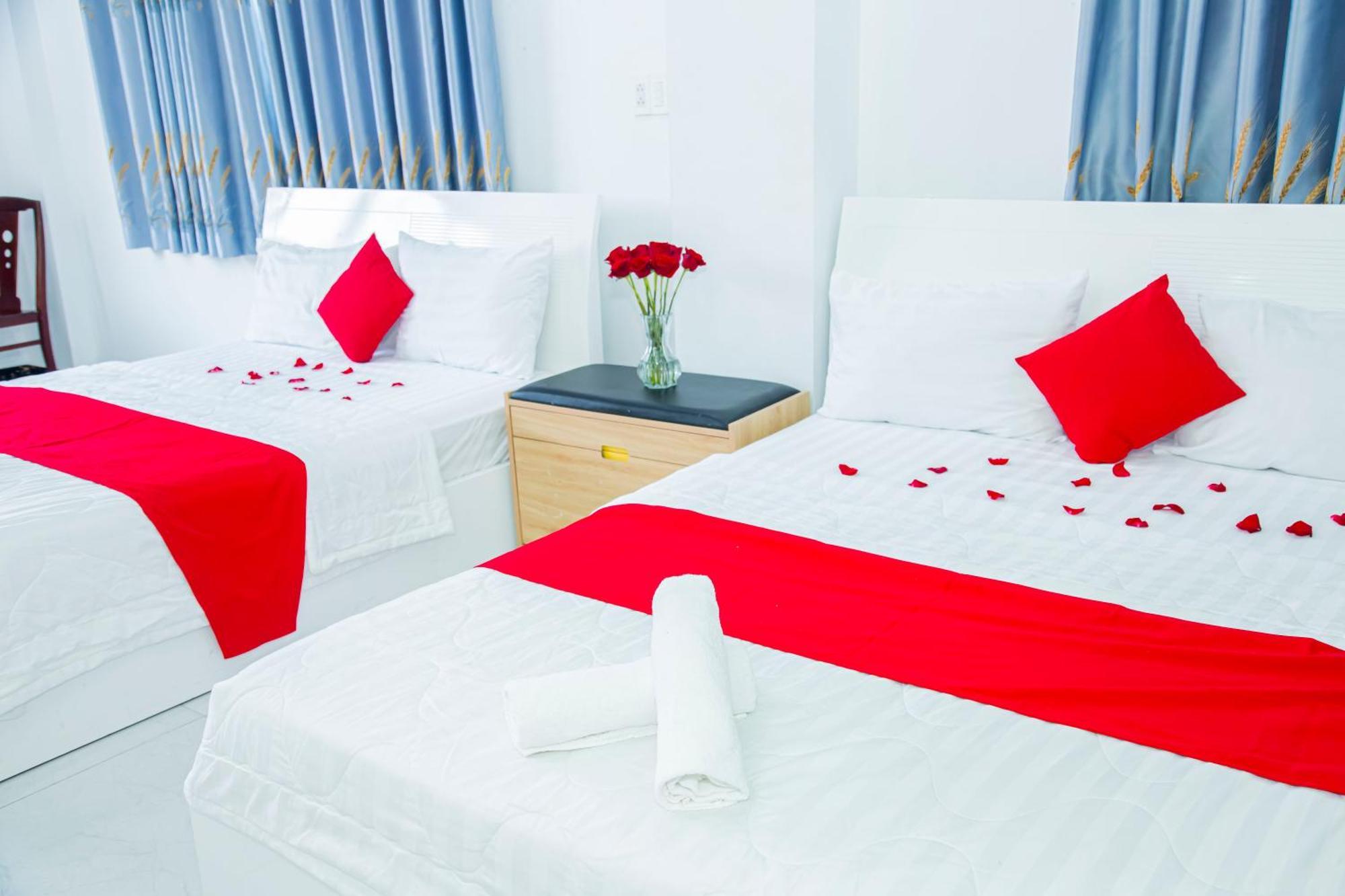 Gia Bao Hotel Quan 7 Ho Chi Minh City Bagian luar foto