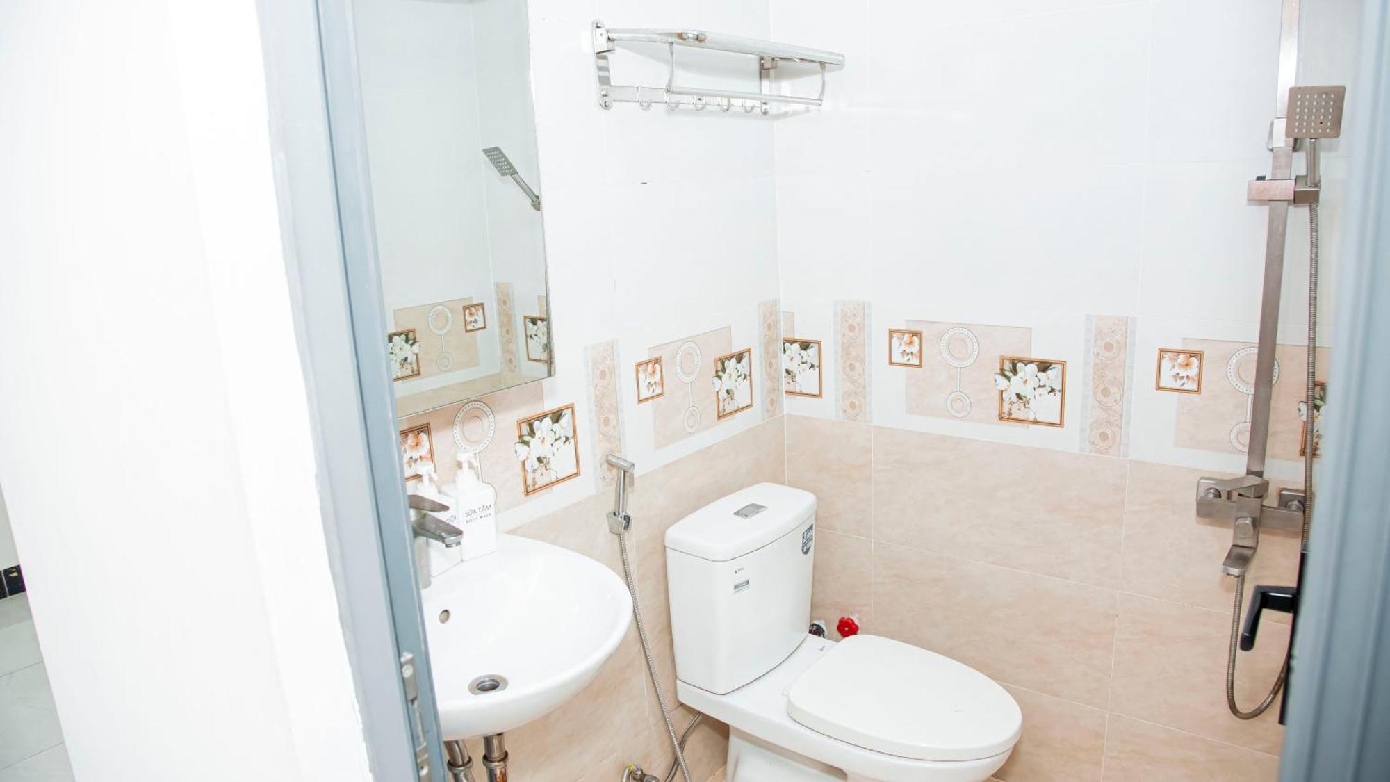 Gia Bao Hotel Quan 7 Ho Chi Minh City Bagian luar foto